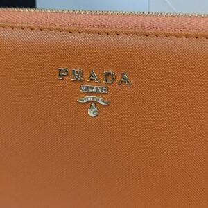 Prada Ladies Wallet Brown