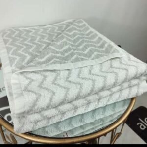 Bath Towel White Gray Zigzag